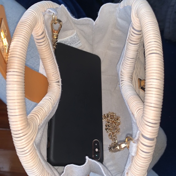 Crossbody woven bag - Picture 8 of 8